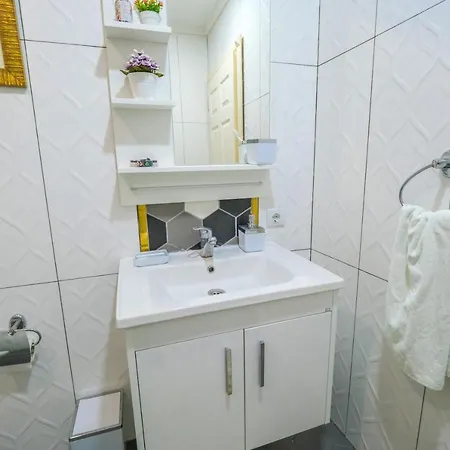 Yigit Apartment Kalkan