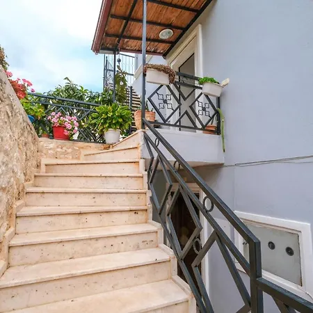 Yigit Apartment Kalkan